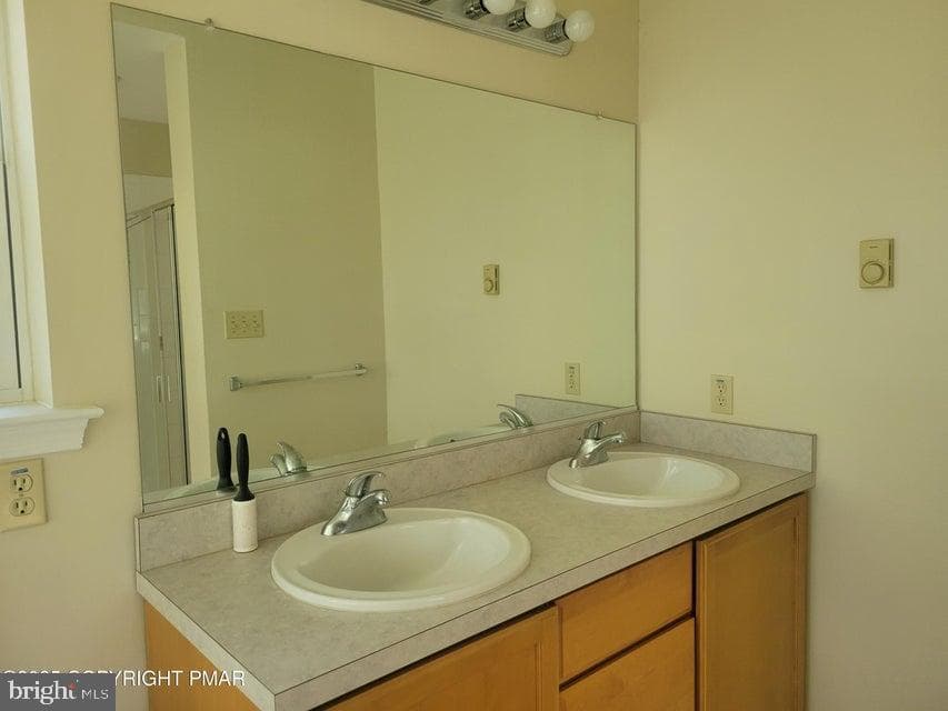 5319 Beechwood Road photo 24
