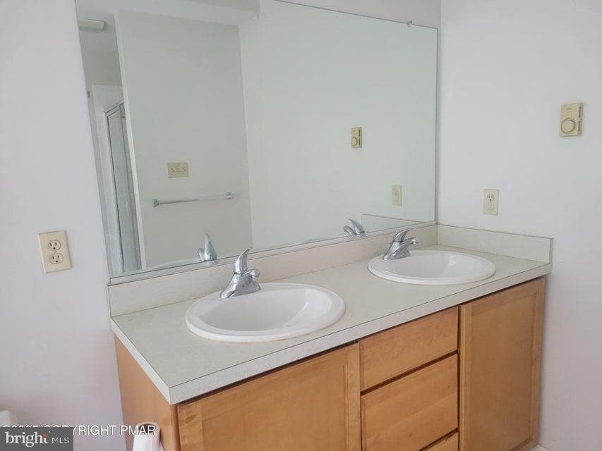 5319 Beechwood Road photo 36