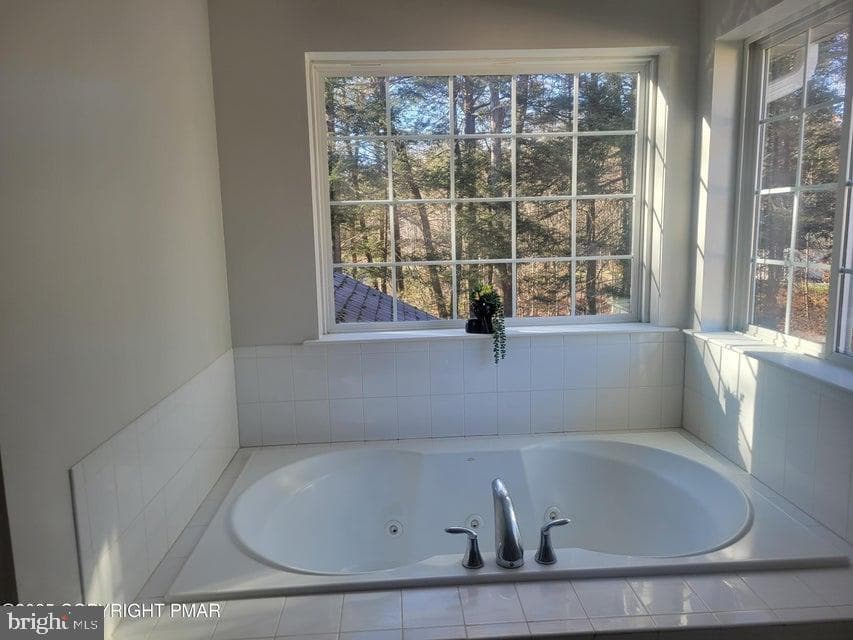 5319 Beechwood Road photo 37
