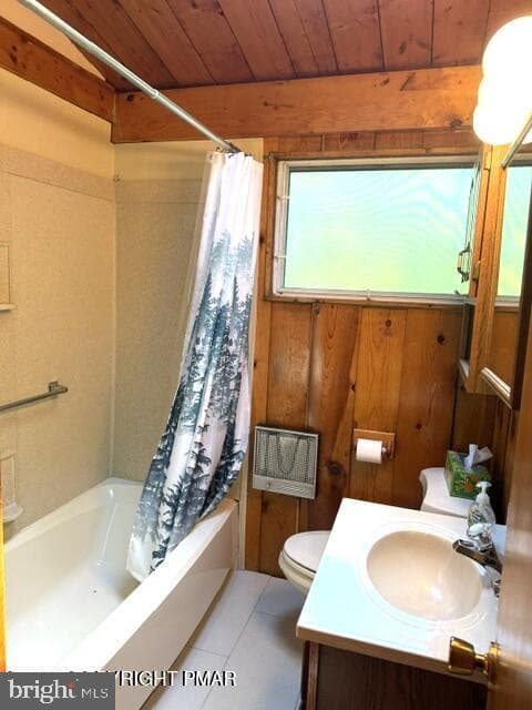 241 Champlain Drive photo 12