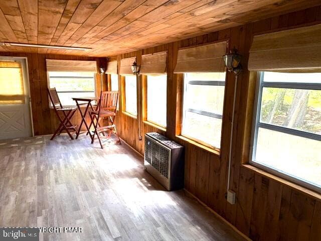241 Champlain Drive photo 13