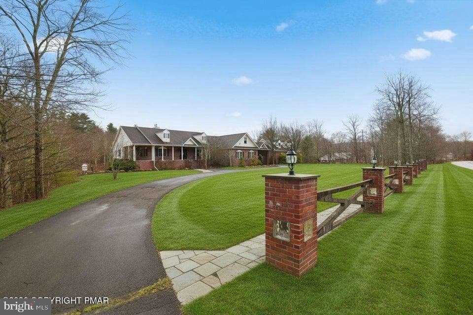 267 Scenic Drive photo 5