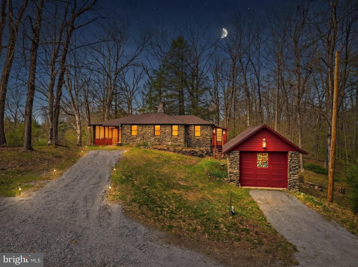 248 Fenical Ln, East Stroudsburg
