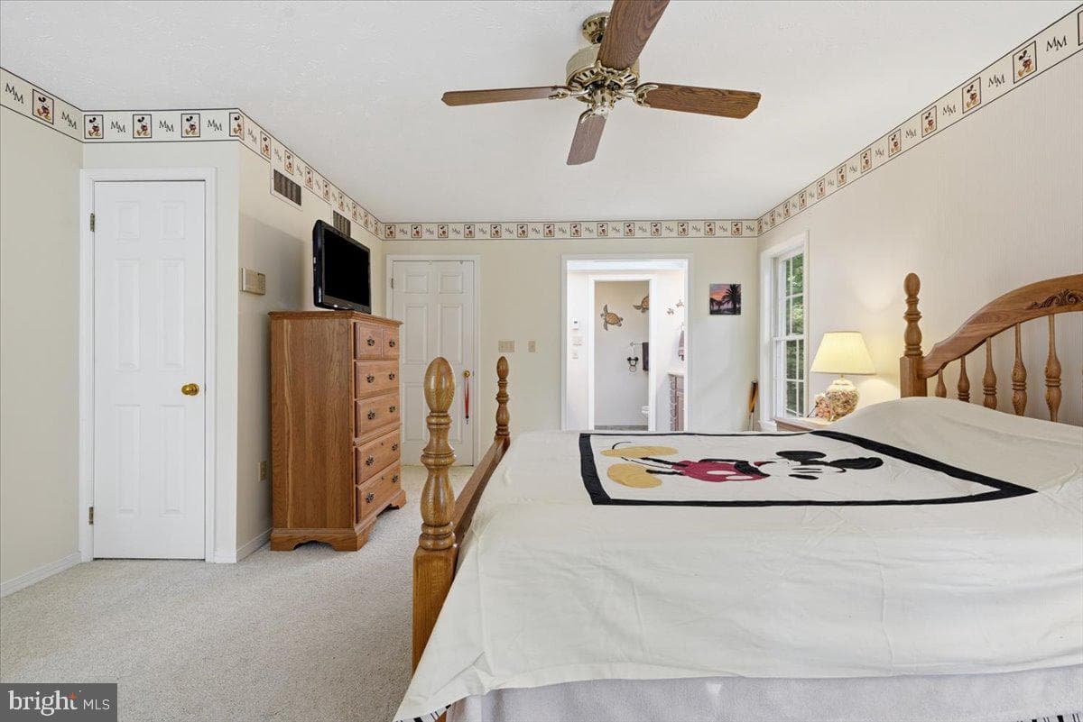 875 Greenview Drive photo 31