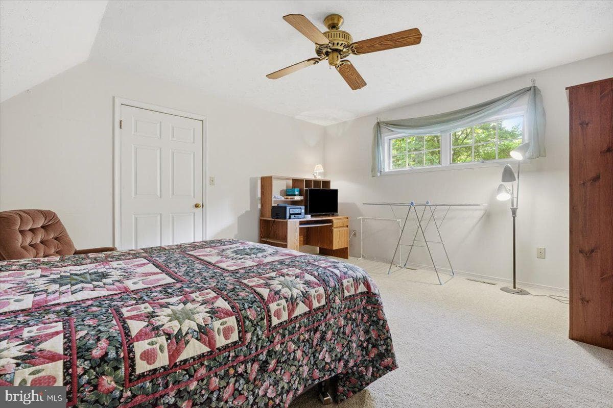 875 Greenview Drive photo 37