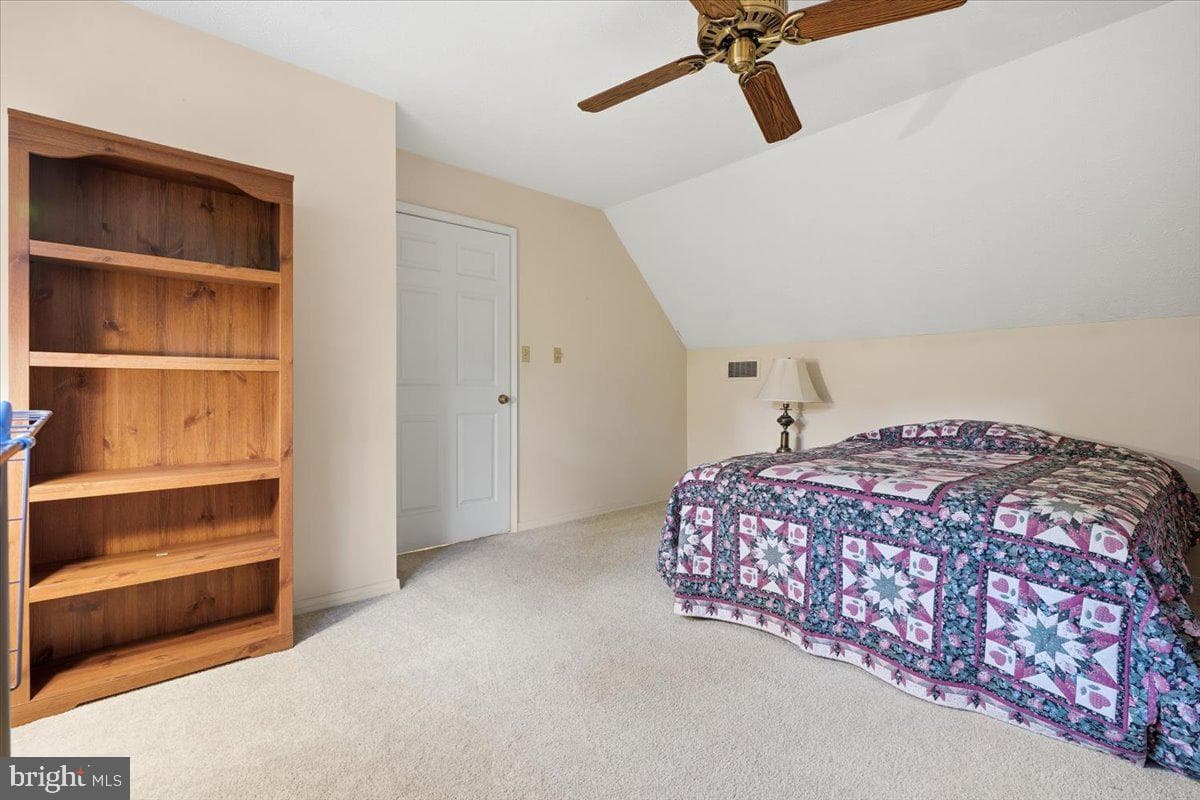 875 Greenview Drive photo 38