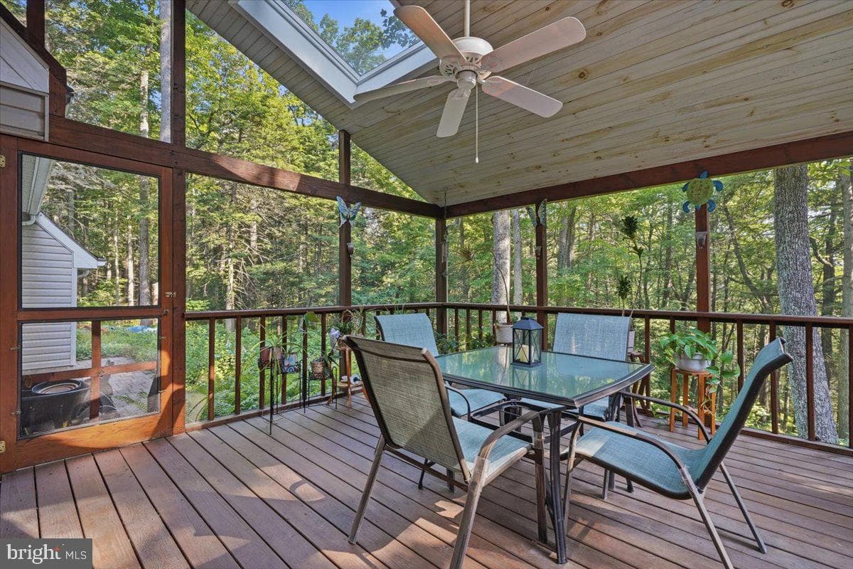 875 Greenview Drive photo 51