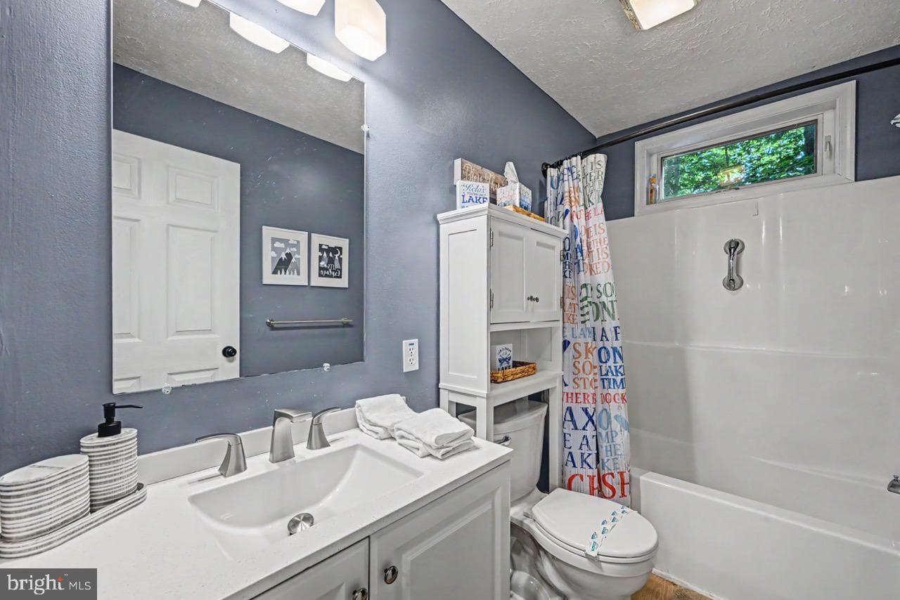 5376 Conoquenissing Drive photo 36