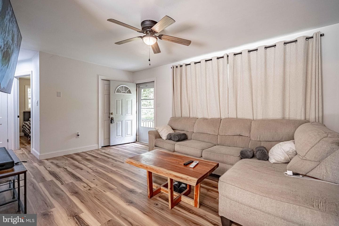 3279 Beech Ridge Drive photo 5