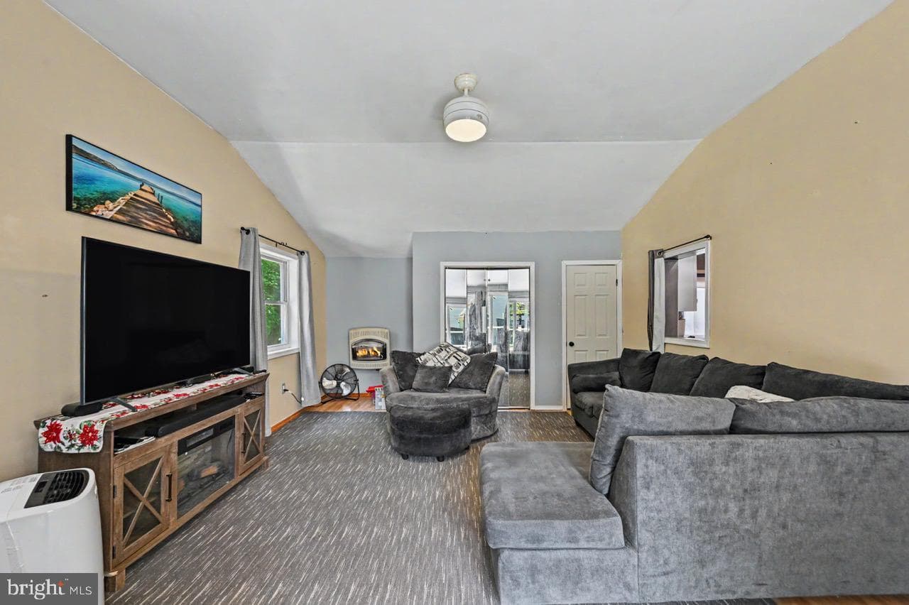 1201 Cambell Way photo 22