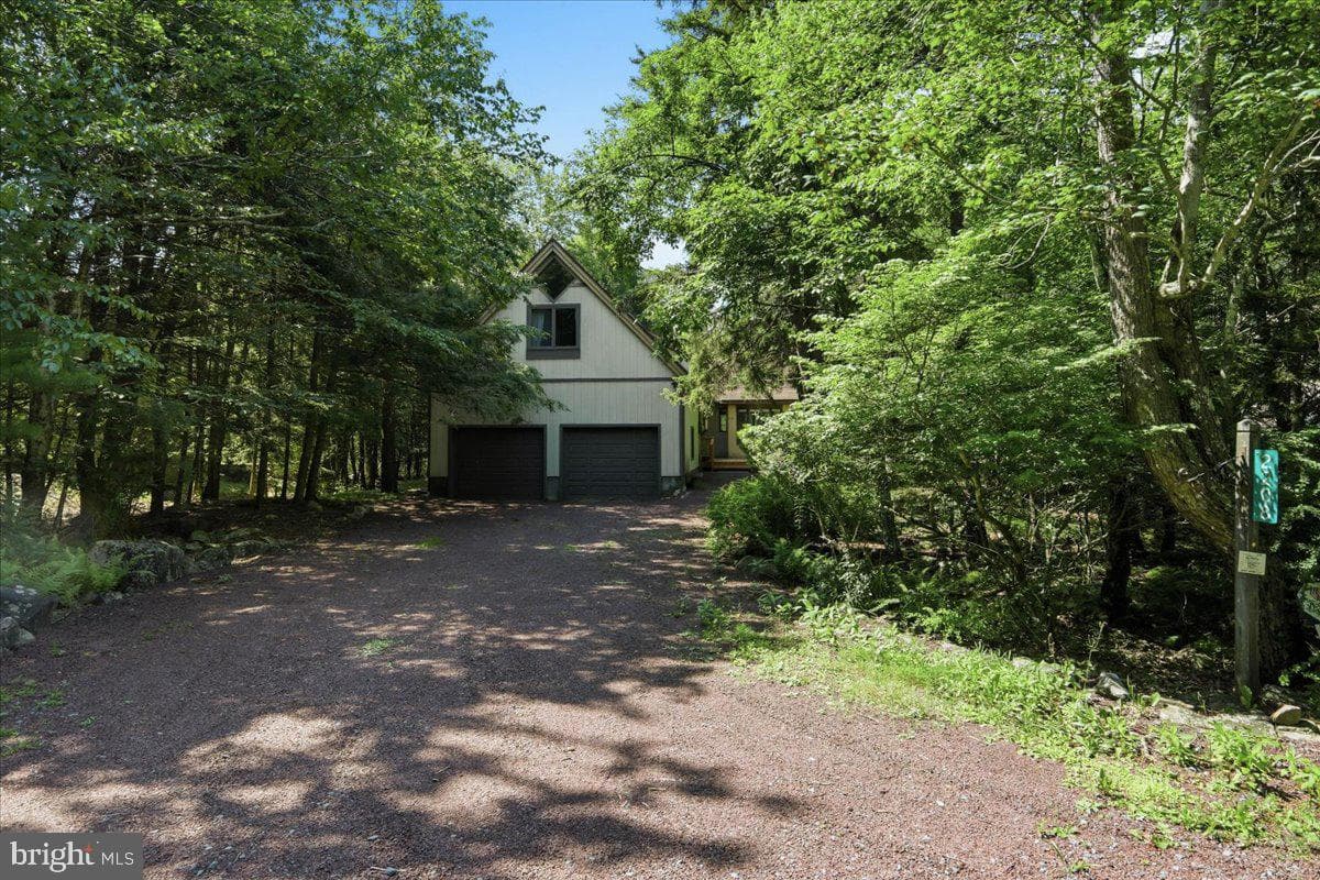 2208 Hillcrest Drive photo 53