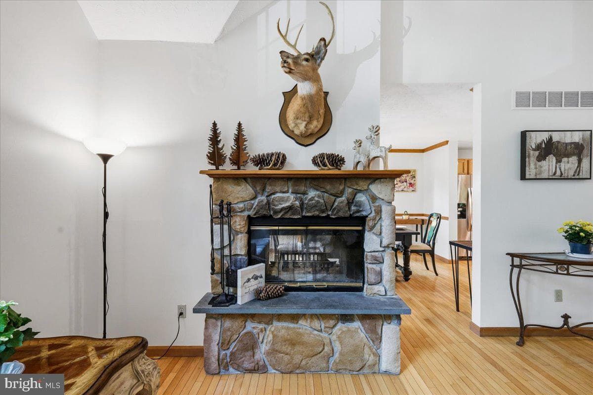 460 Spruce Drive photo 26