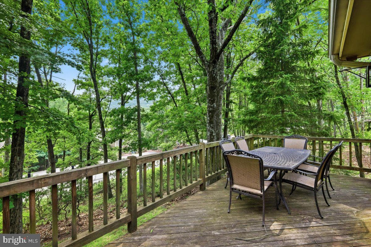 460 Spruce Drive photo 30