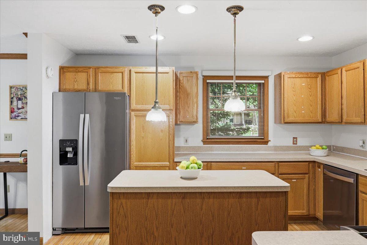 460 Spruce Drive photo 35