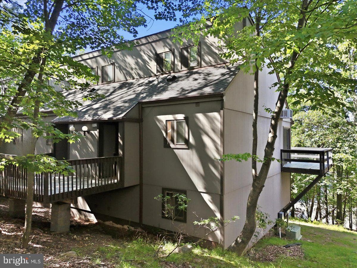 126 Cross Country Lane, Tannersville