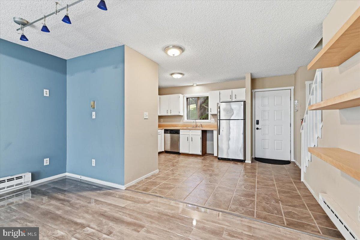 126 Cross Country Lane photo 16