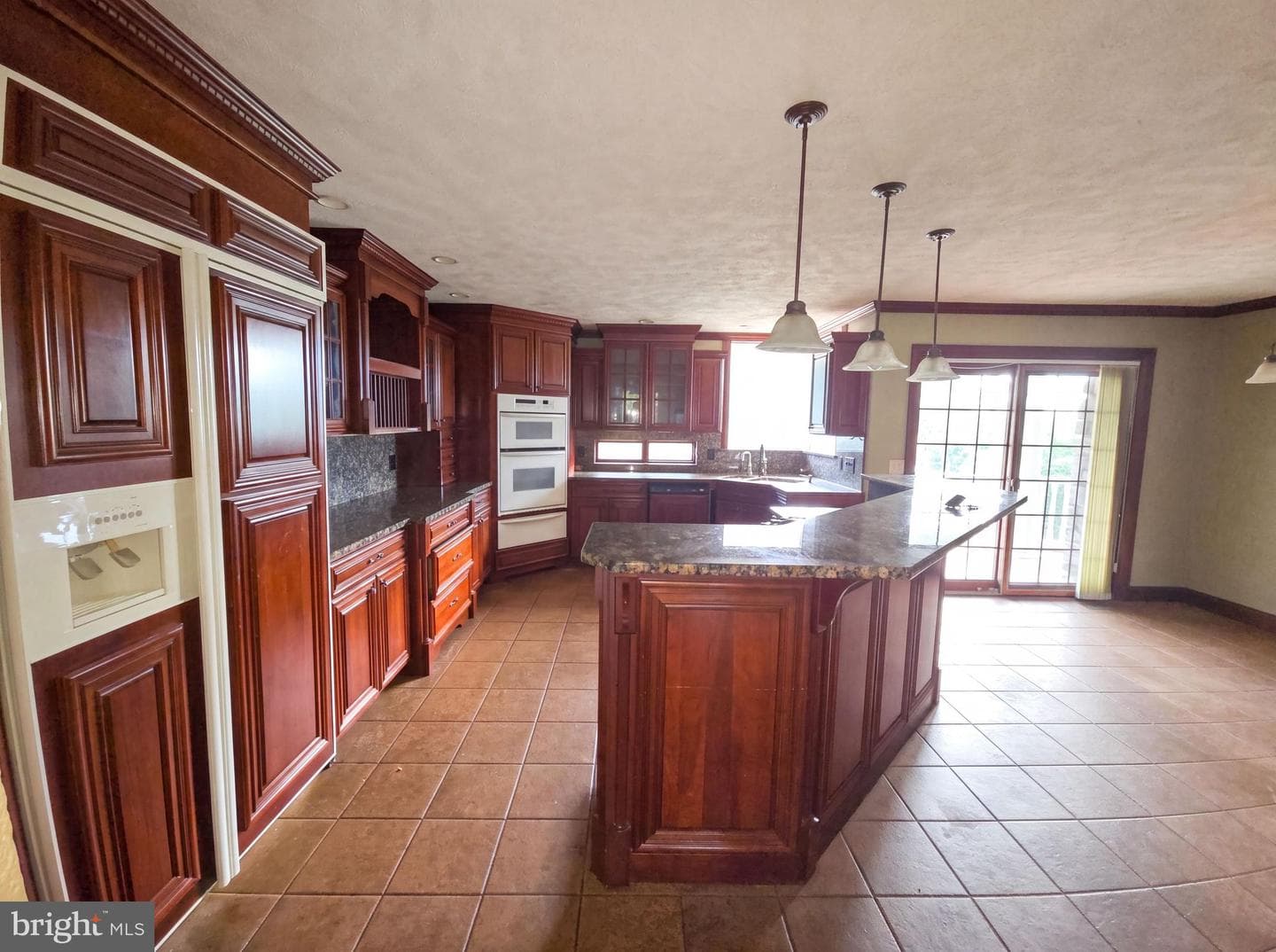 2217 Valley View Dr S, Saylorsburg