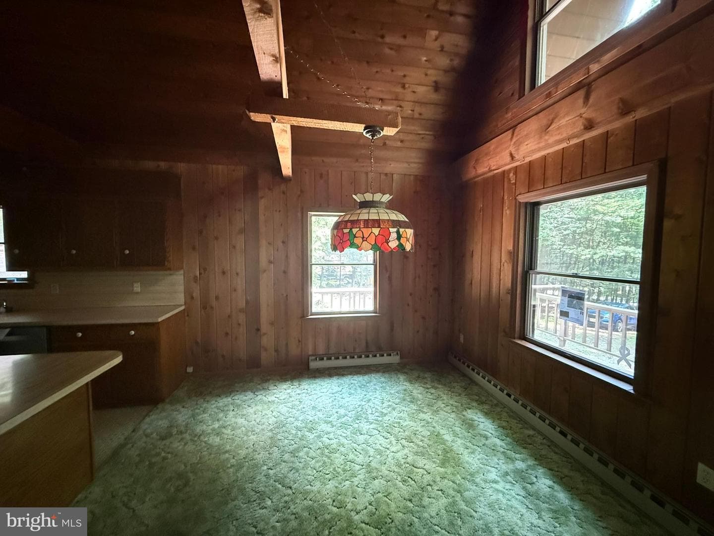 2542 Skyway Drive photo 10