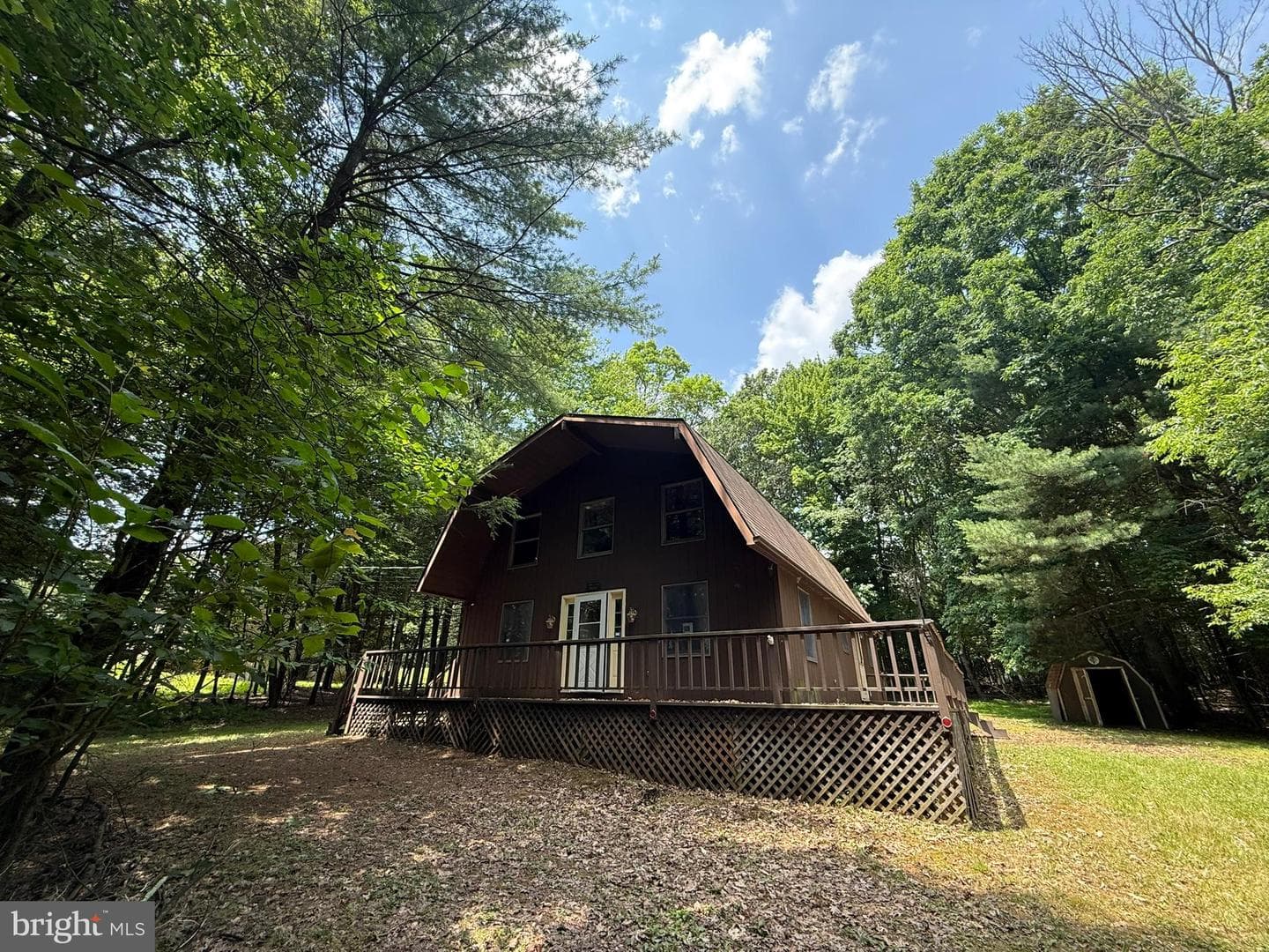 2542 Skyway Drive photo 3