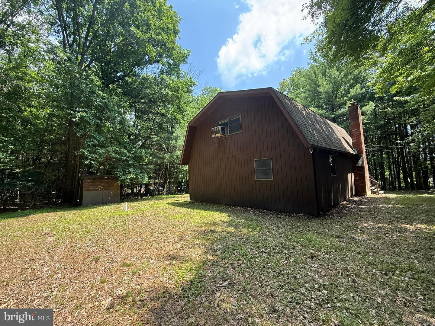 2542 Skyway Drive photo 8