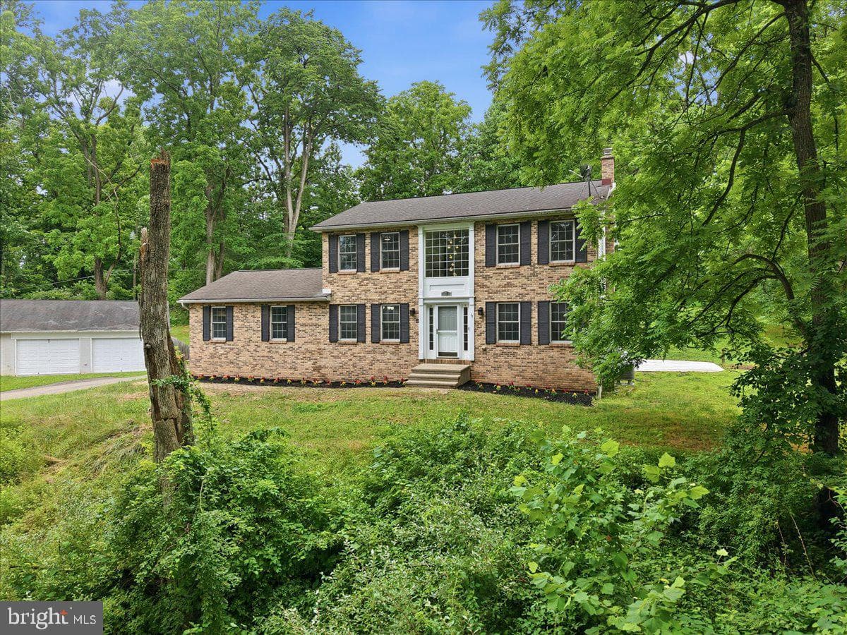 112 Red Cherry Lane photo 1