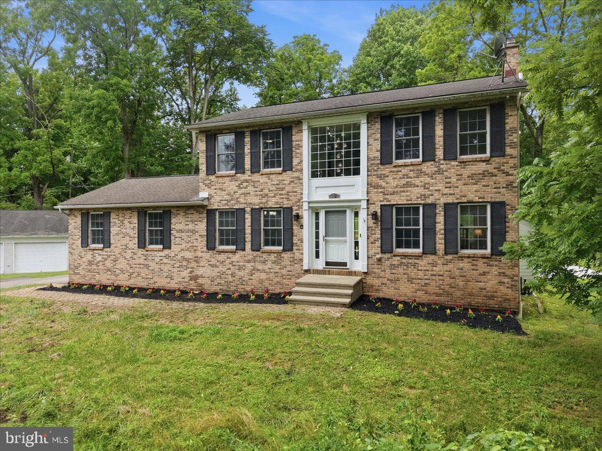 112 Red Cherry Lane photo 5