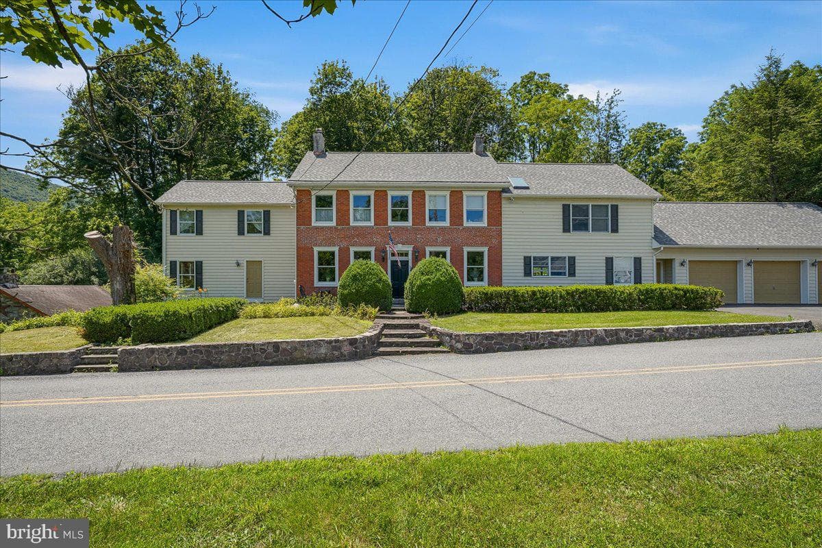 105 Fetherman Road photo 1