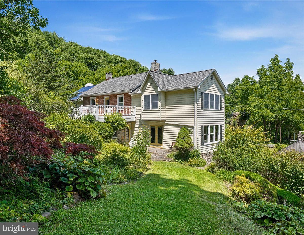 105 Fetherman Road photo 4