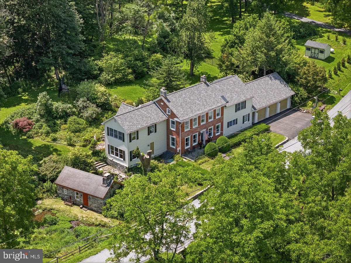 105 Fetherman Road photo 5