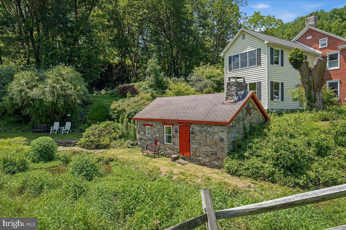 105 Fetherman Road photo 56