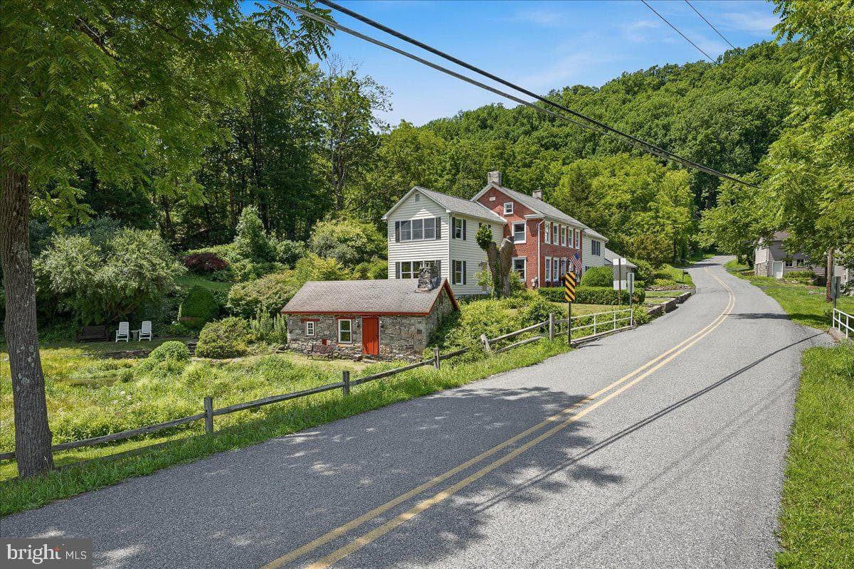 105 Fetherman Road photo 64