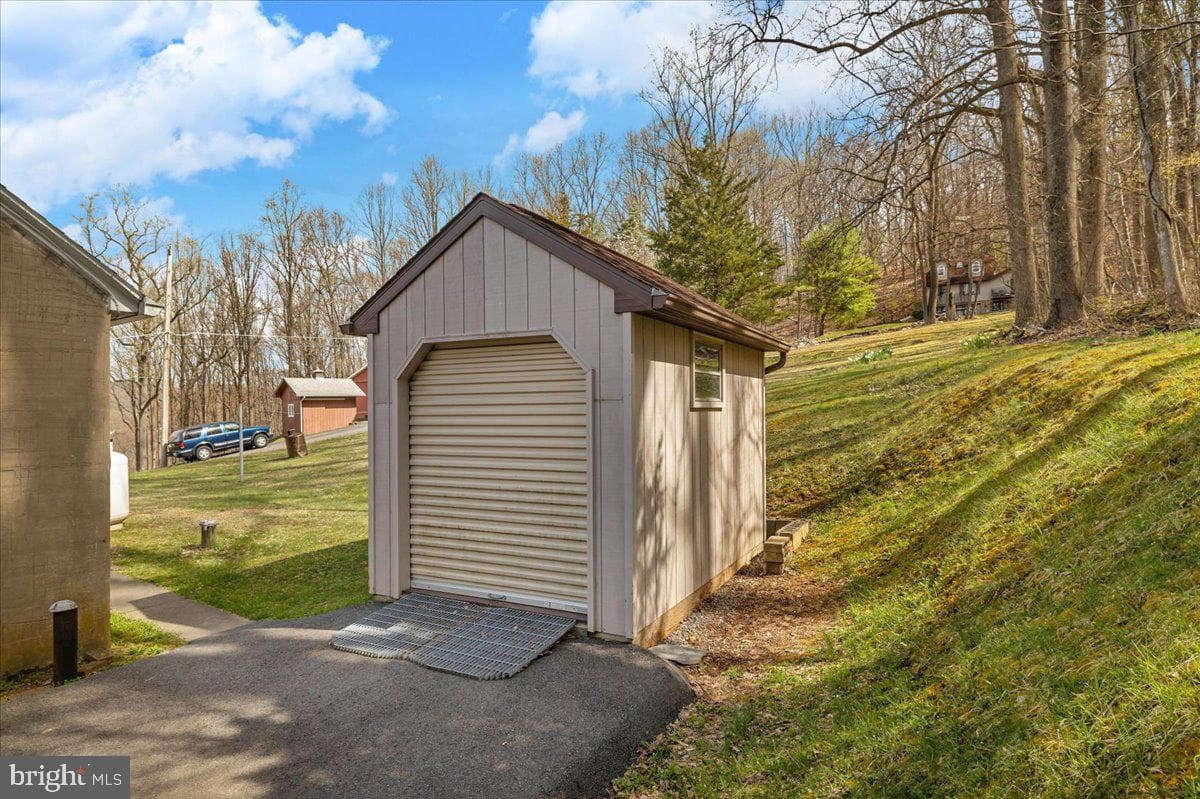 290 Bougher Hill Road photo 11