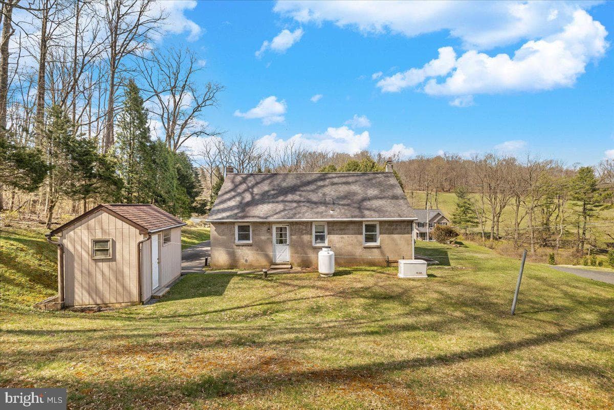 290 Bougher Hill Road photo 9