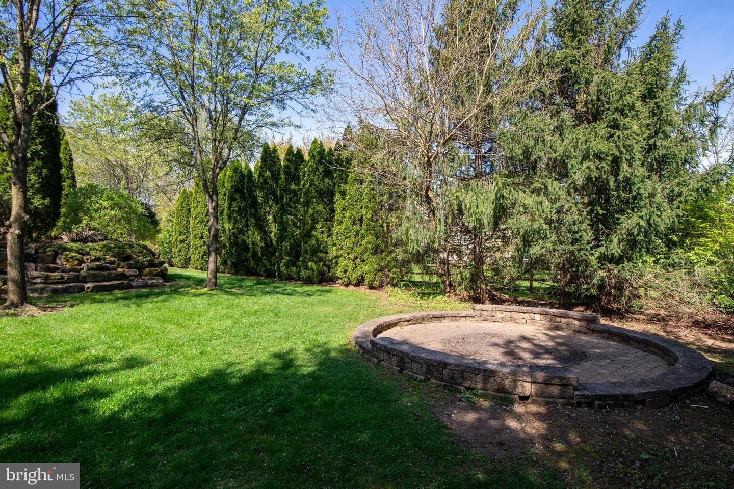 1843 Meadows photo 11