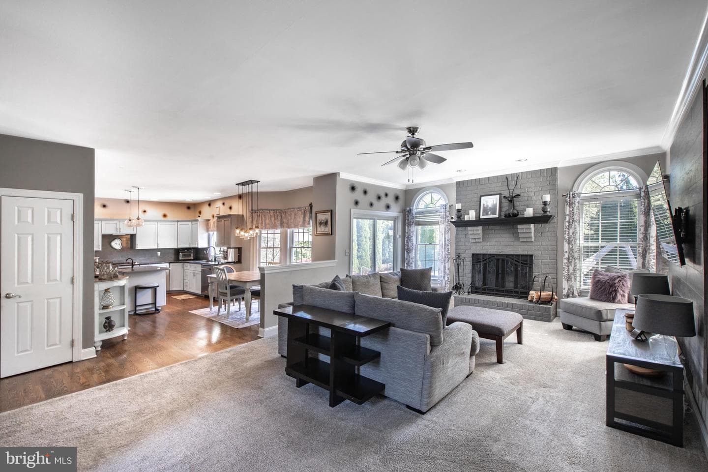 1843 Meadows photo 16