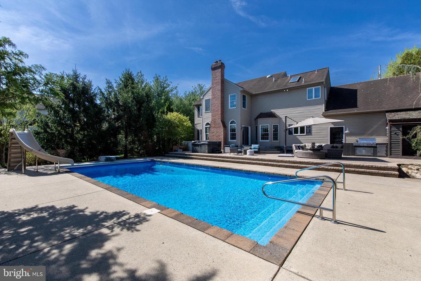 1843 Meadows photo 6