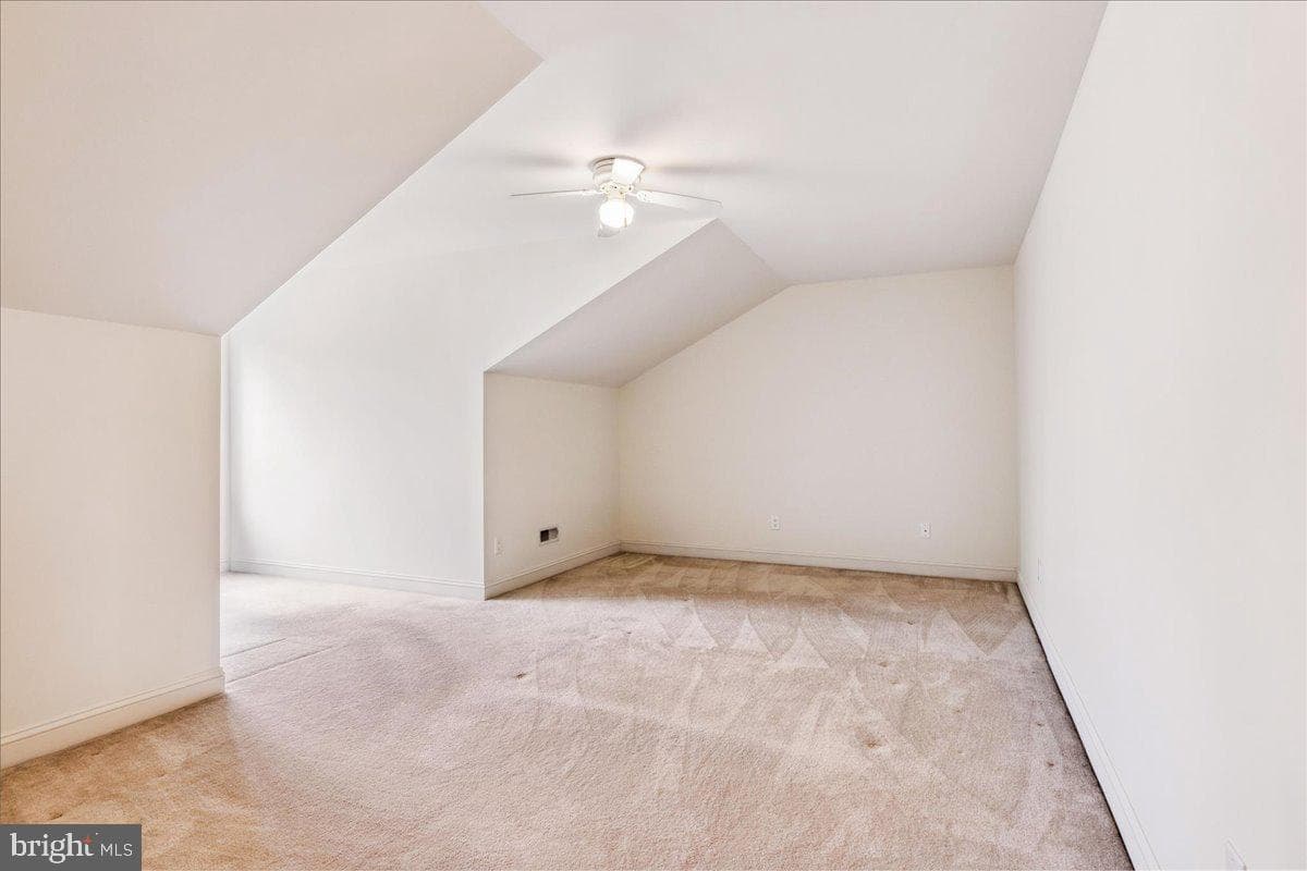 1818 Felicity Lane photo 24