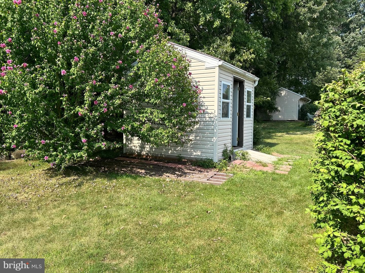 4184 Independence Lane photo 29