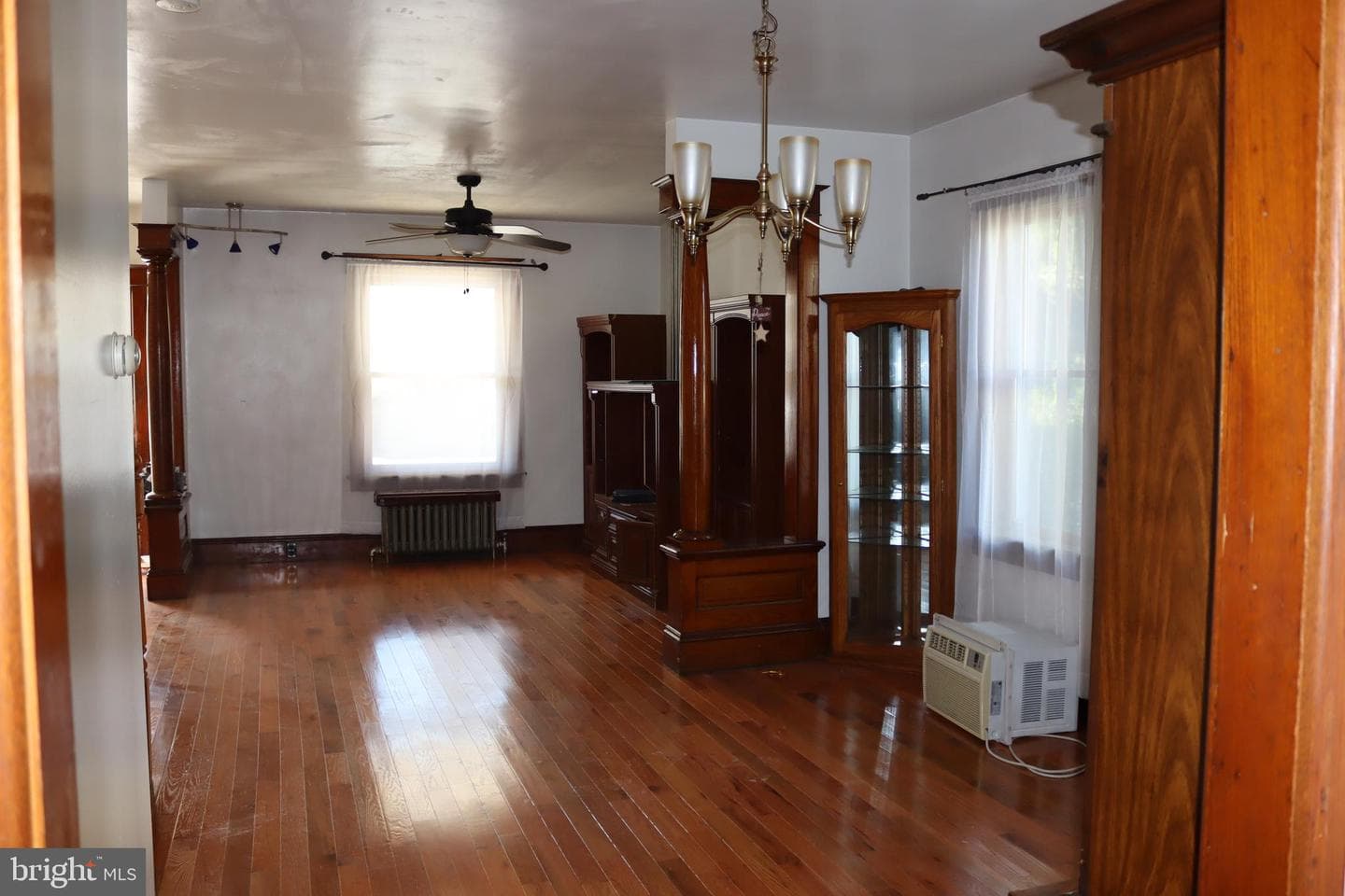 1611 Ferry Street photo 10