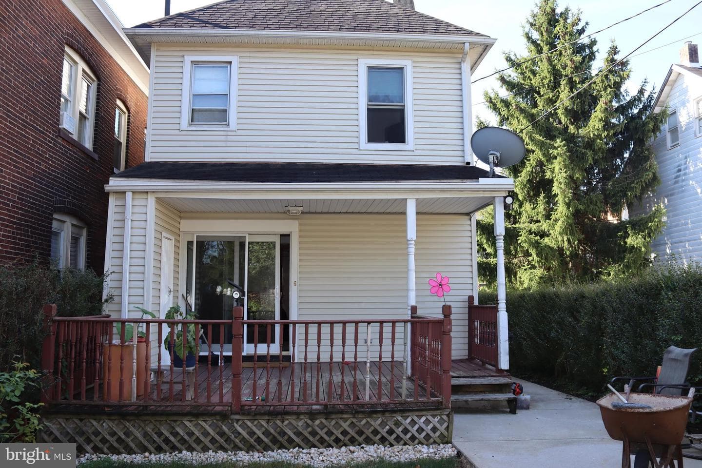 1611 Ferry Street photo 14
