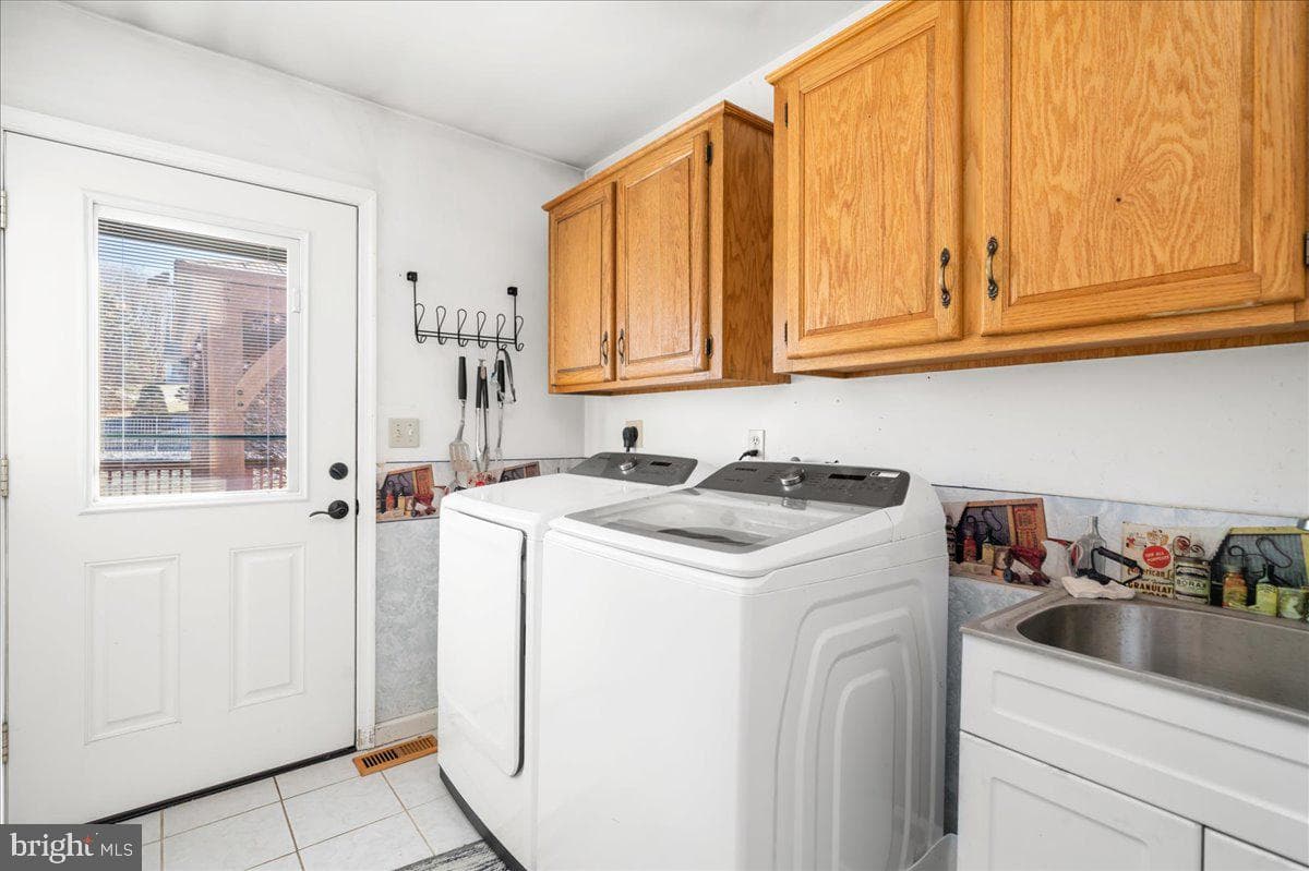 840 Blue Mountain Drive photo 30