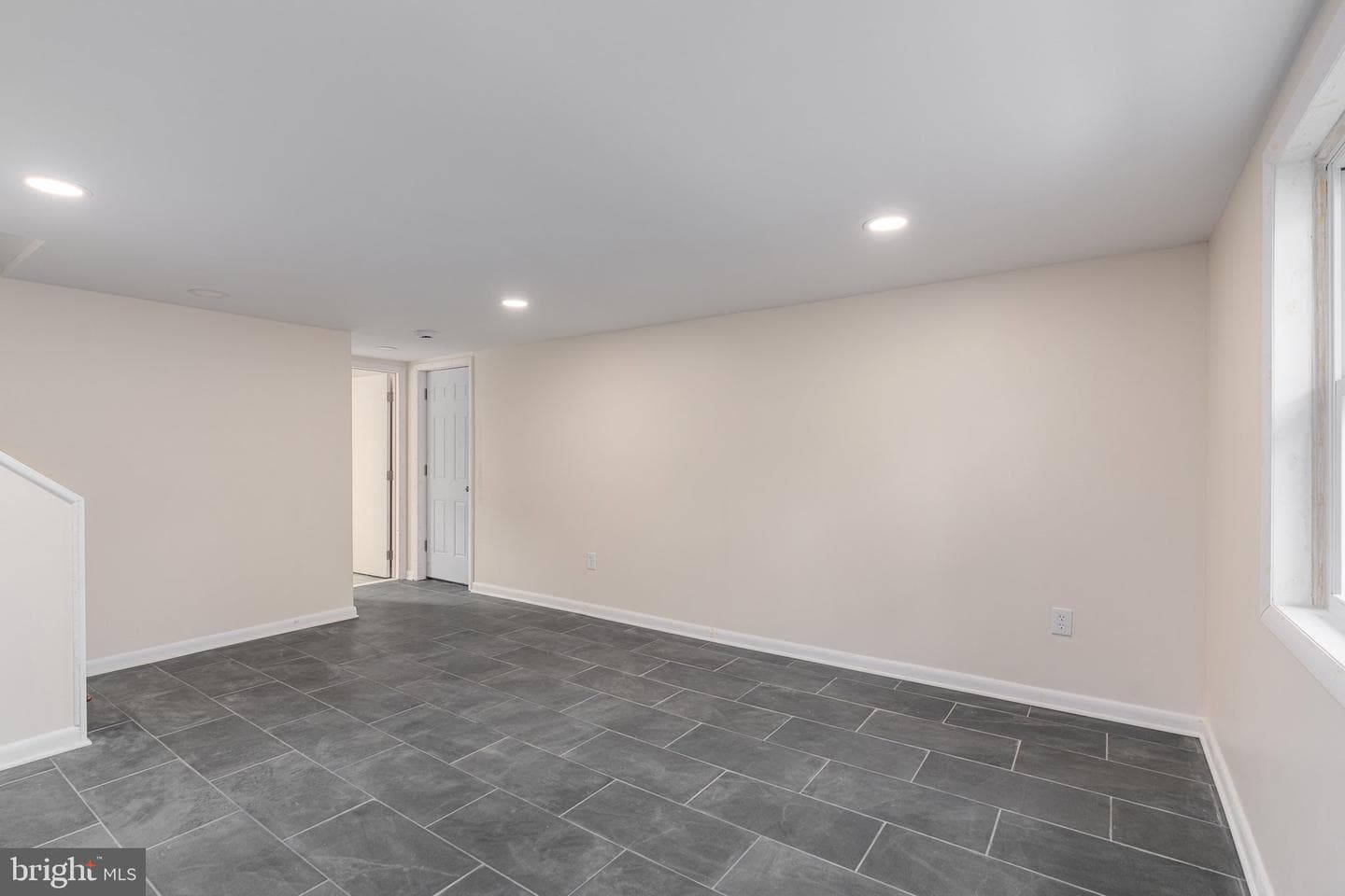 1444 E University Avenue photo 26