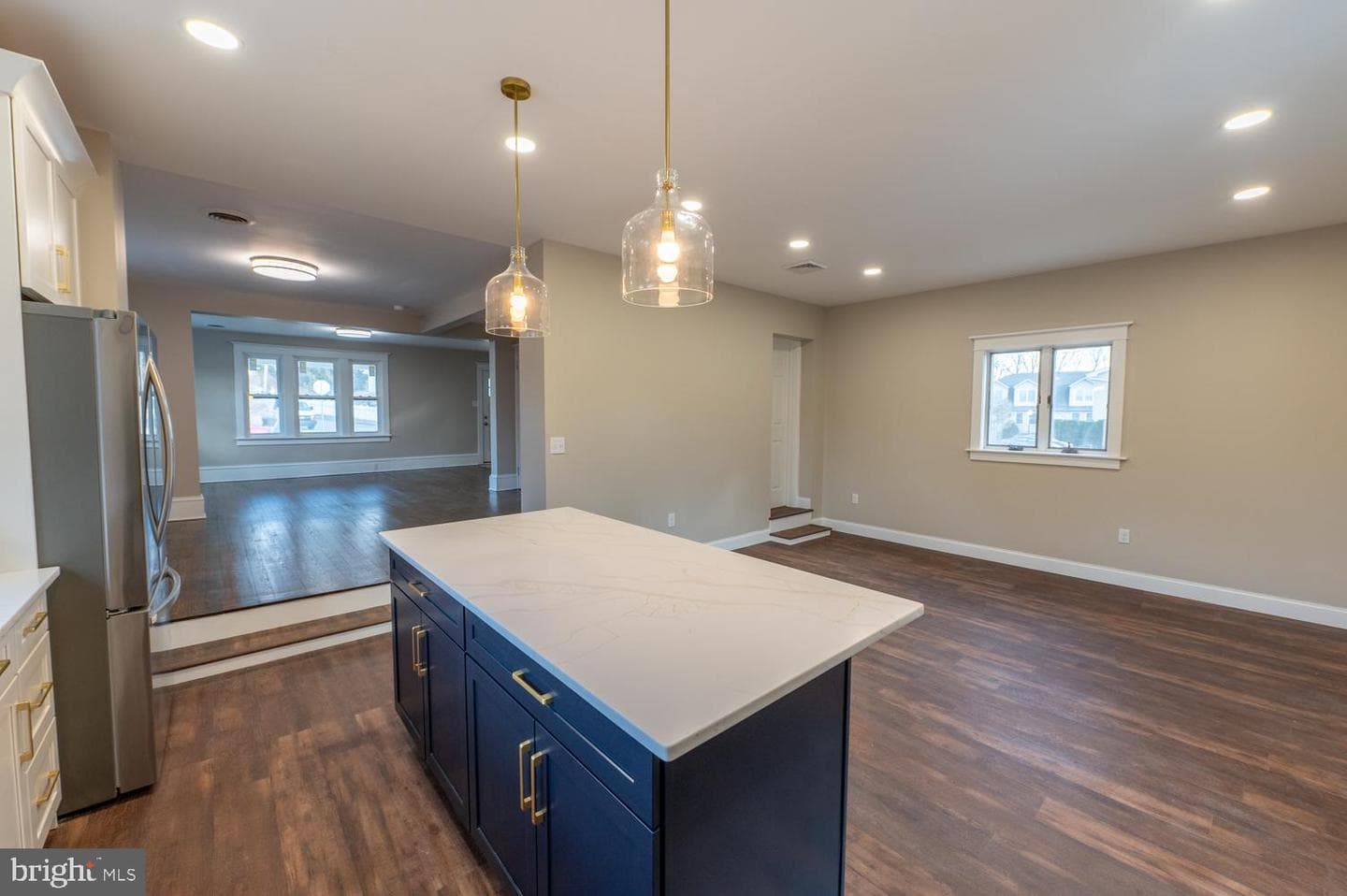 354 E Prospect Street photo 10