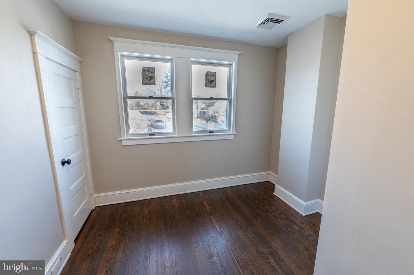 354 E Prospect Street photo 14