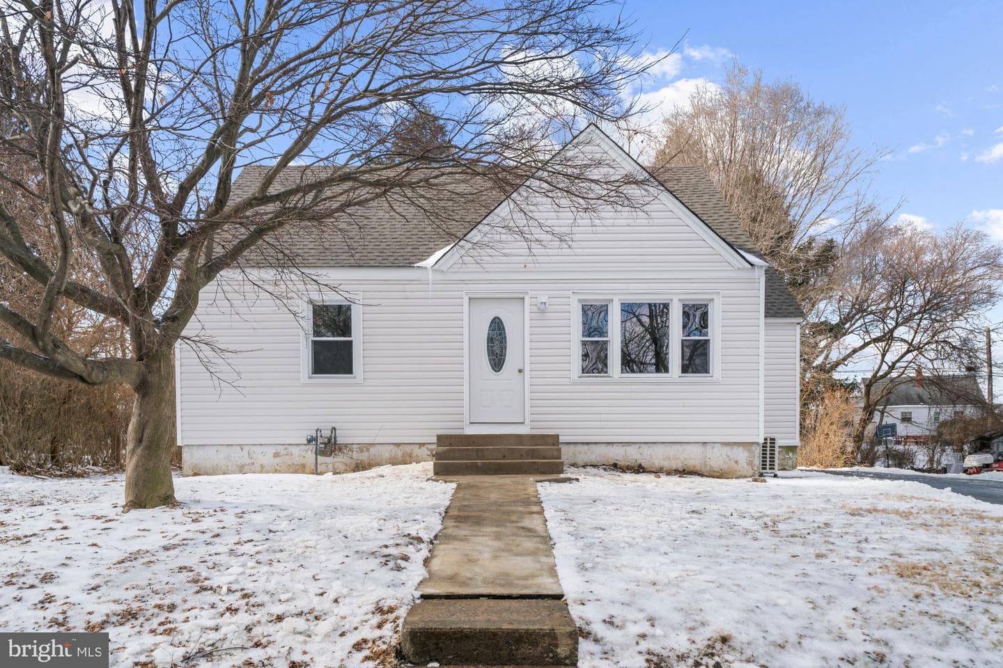538 Tobias Drive photo 2