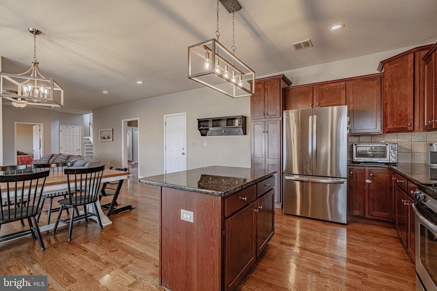 4 Millbrook Court photo 17