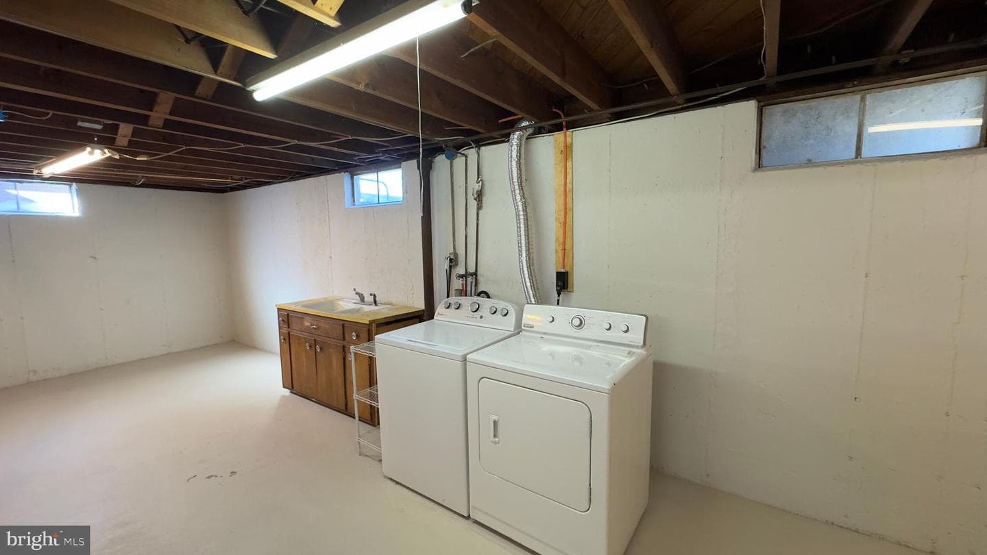 359 W Milton Street photo 25