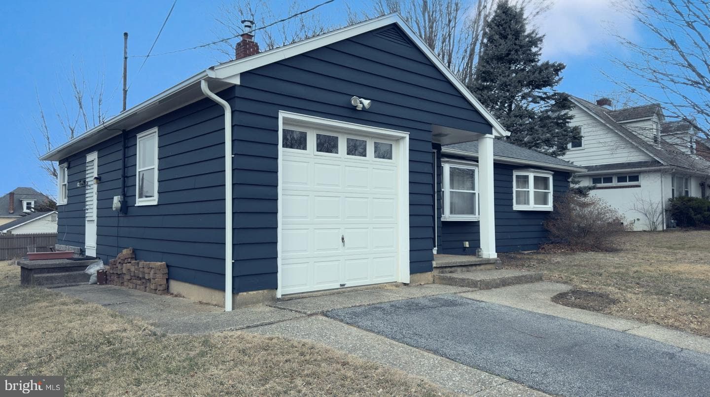 359 W Milton Street photo 36