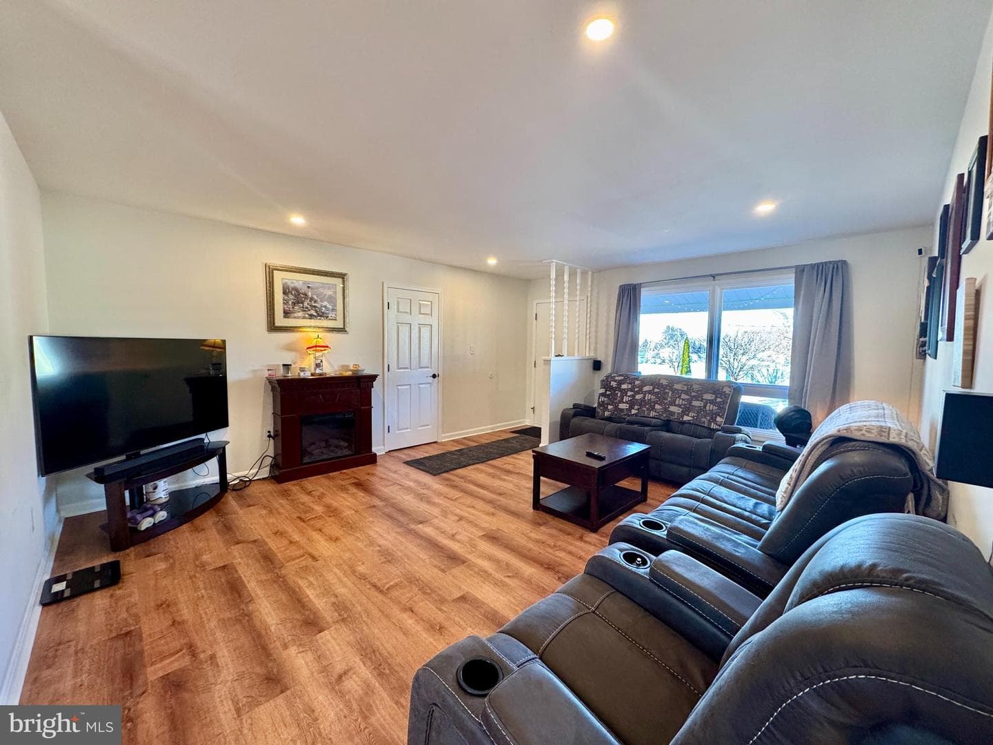 2716 Auburn Avenue photo 6