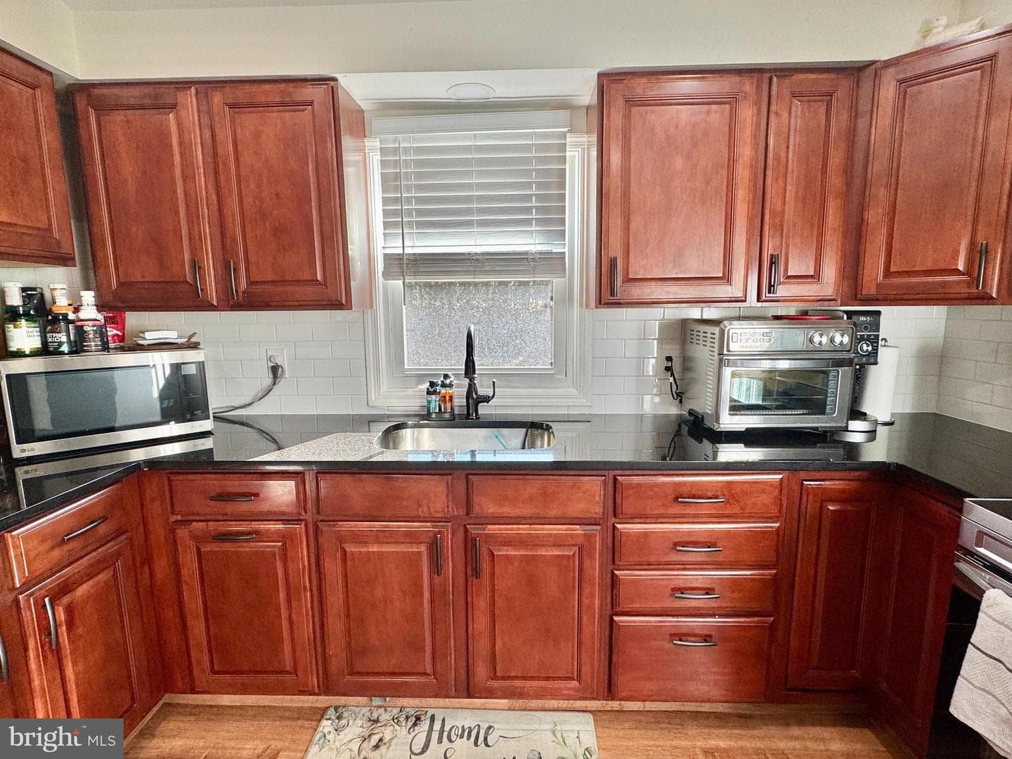 2716 Auburn Avenue photo 9
